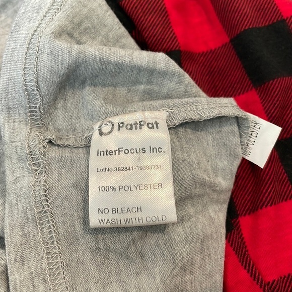 Long Raglan Sleeve (Buffalo Check) Body (Gray) Merry Christmas Antlers Tee - Picture 3 of 3